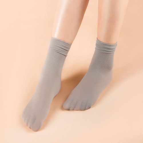 Chaussettes unicolore côtelé - SHEIN - Modalova