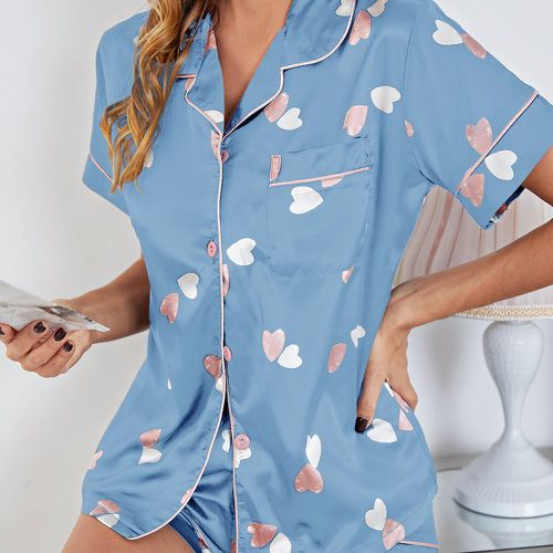 Ensemble de pyjama en satin short & top à imprimé cœur à bouton - SHEIN - Modalova