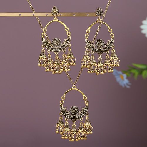 Pièces Set de bijoux fleur & à détail clochette Jhumka - SHEIN - Modalova