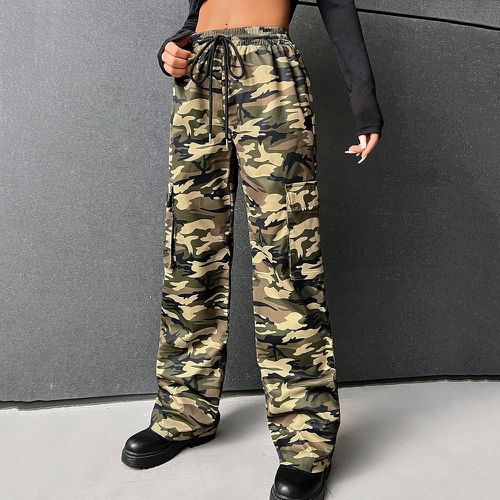 Pantalon à imprimé camouflage à poche à rabat à cordon - SHEIN - Modalova