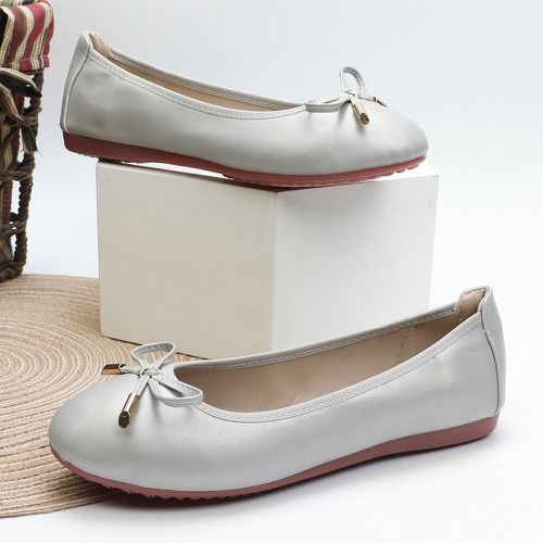Chaussures plates métallique à nœud papillon - SHEIN - Modalova