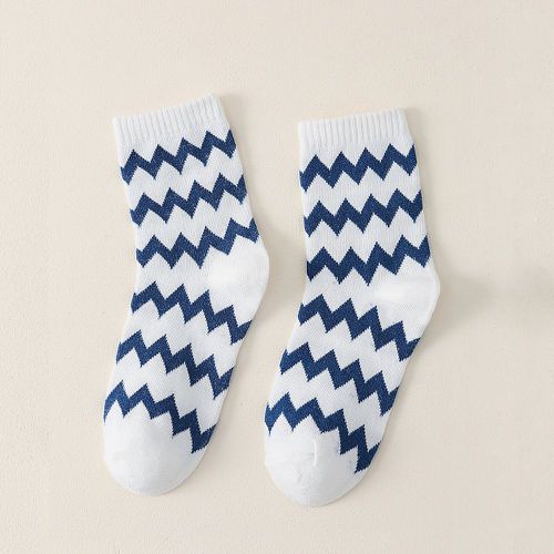 Chaussettes à chevrons - SHEIN - Modalova