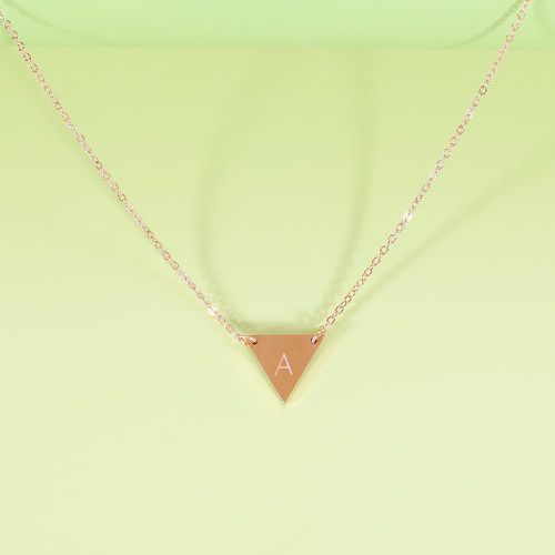 Collier à pendentif à lettres triangulaire - SHEIN - Modalova