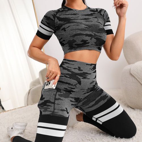 À imprimé camouflage T-shirt de sport & à rayures Legging de sport avec poche pour téléphone - SHEIN - Modalova