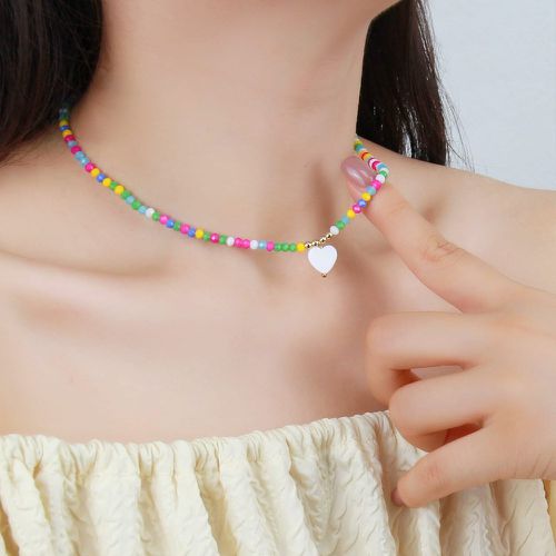 Collier à perles de couleur aléatoire à breloque cœur - SHEIN - Modalova