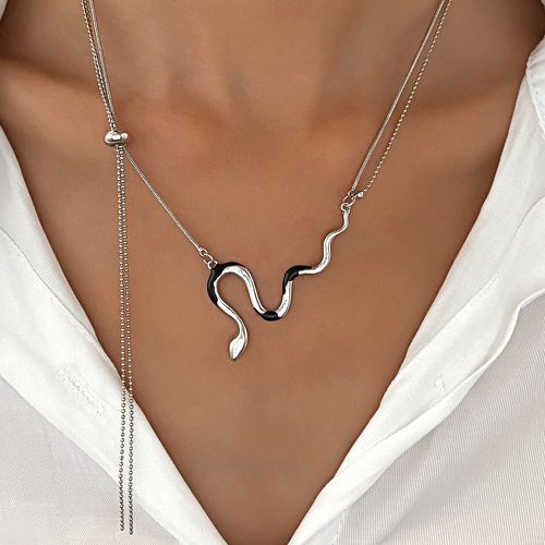 Collier avec pendentif à détail serpent - SHEIN - Modalova