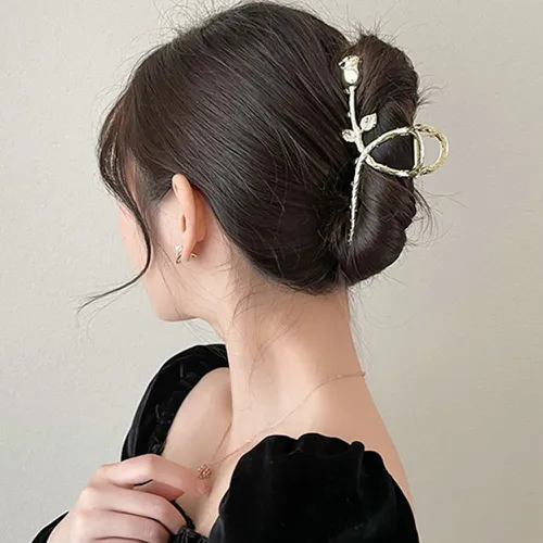 Griffe à cheveux design fleur - SHEIN - Modalova