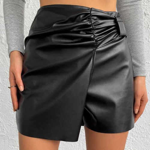 Jupe-short à ruché croisé en cuir PU - SHEIN - Modalova