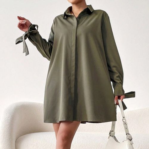 Robe Chemise Avec À Nœud Menottes - SHEIN - Modalova