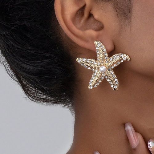 Paire de boucles d'oreilles cloutées en forme d'étoile de mer scintillante. Accessoires de boucles d'oreilles haut de gammes, à porter au quotidien - SHEIN - Modalova