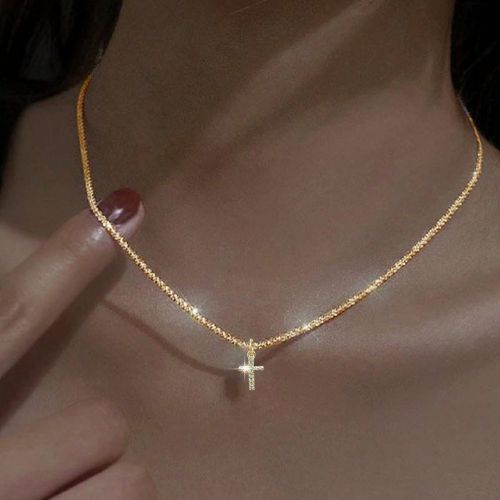 Pièce Collier de chaîne scintillant doré minimaliste à la mode avec pendentif croix incrusté de cubique en zircone - SHEIN - Modalova