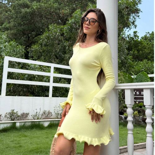 Robe en tricot à col rond style français jaune crème à manches longuess, nouvelle conception décontractée à manches évasées pour les déplace - SHEIN - Modalova