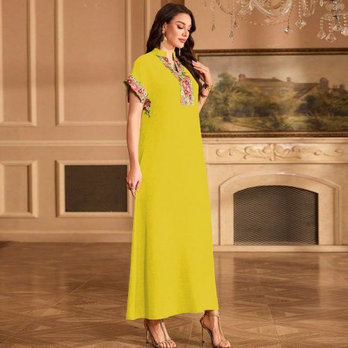 Robe élégante à col fleuri brodé, manches raglan et col montant - SHEIN - Modalova