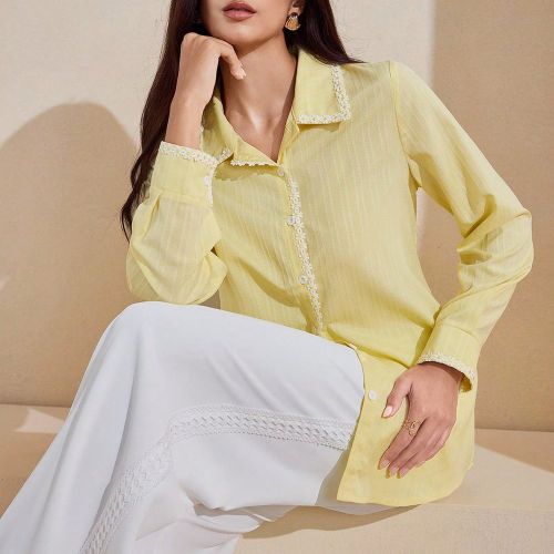 Chemise décontractée élégante à manches longues avec décoration florale de couleur crème, été - SHEIN - Modalova
