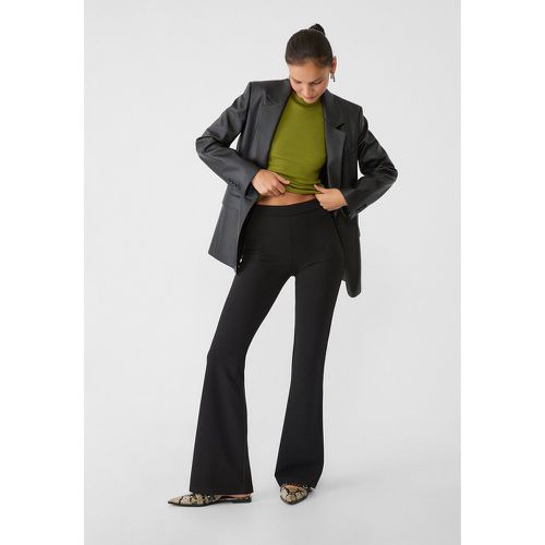 Pantalon flare maille uni XS - Stradivarius - Modalova