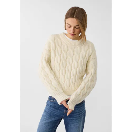 Pull cropped en maille tressée XS - Stradivarius - Modalova