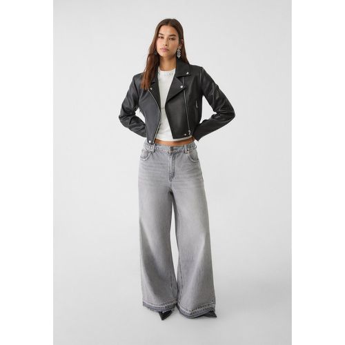 Blouson motard cropped en similicuir XS - Stradivarius - Modalova