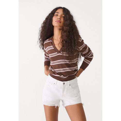 D75 Short en jean déchiré 32 - Stradivarius - Modalova