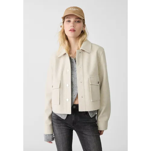 Blouson court doux Écru XS - Stradivarius - Modalova