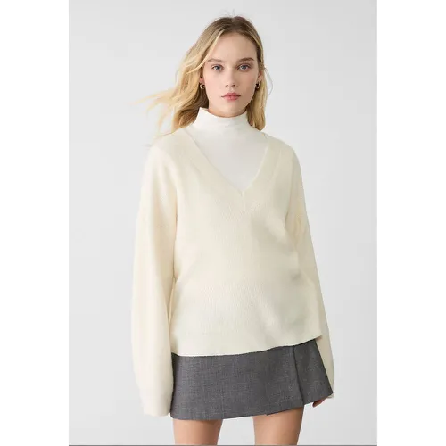 Pull col en V feutré XS - Stradivarius - Modalova