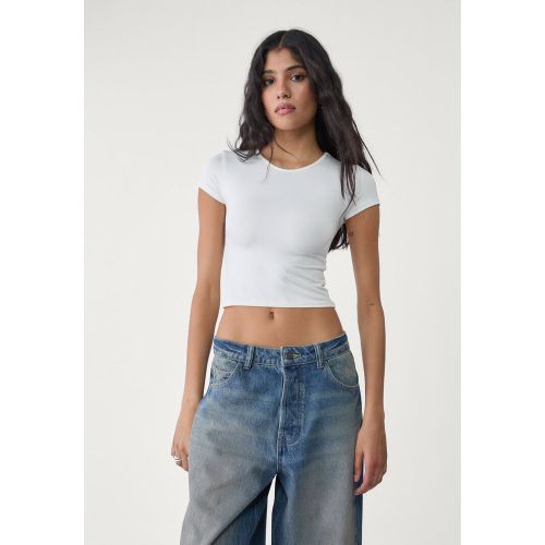 T-shirt basique en polyamide mélangé Écru XS - Stradivarius - Modalova