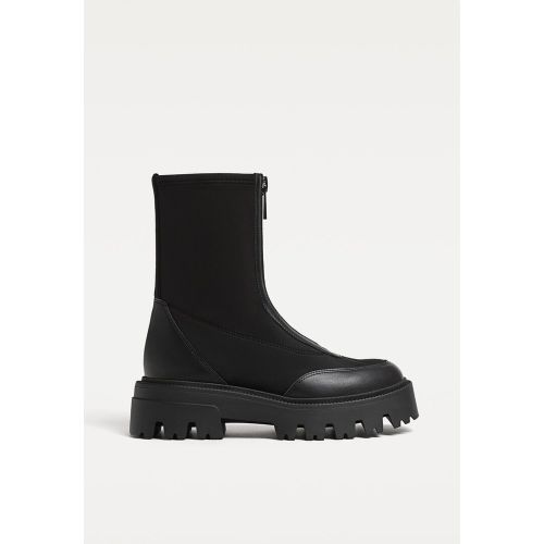 Bottines plates à fermeture Éclair 35 - Stradivarius - Modalova