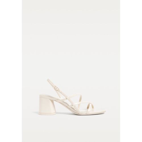 Sandales talon large ÉCRU 35 - Stradivarius - Modalova