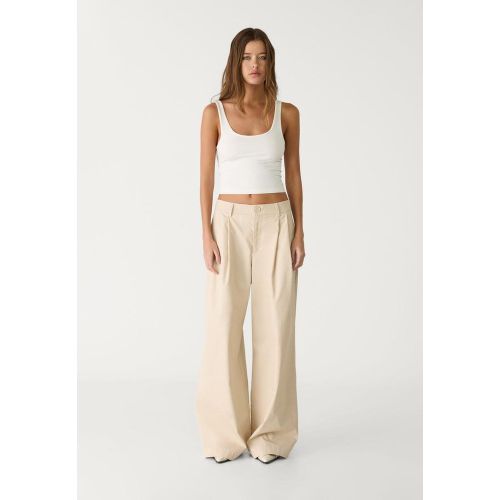 T-shirt en polyamide Écru XS - Stradivarius - Modalova
