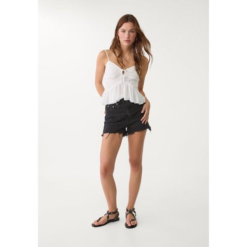 D75 Short en jean déchiré 32 - Stradivarius - Modalova