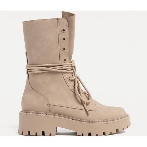 Bottines souples à lacets 35 - Stradivarius - Modalova