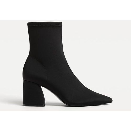 Bottines à talon en tissu 35 - Stradivarius - Modalova