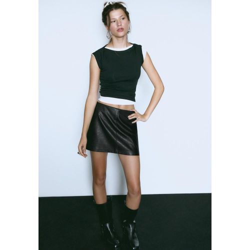 Mini short-jupe en similicuir XS - Stradivarius - Modalova