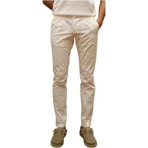 Trousers > Slim-fit Trousers - - Briglia - Modalova