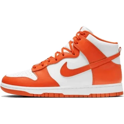 Nike - Shoes > Sneakers - Orange - Nike - Modalova