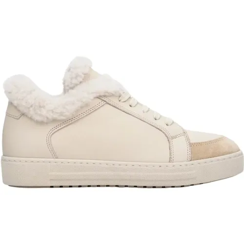 Estro - Shoes > Sneakers - Beige - Estro - Modalova