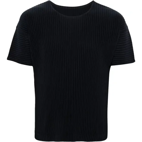 Tops > T-Shirts - - Issey Miyake - Modalova