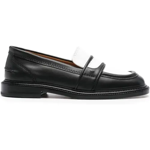 Shoes > Flats > Loafers - - Maison Kitsuné - Modalova