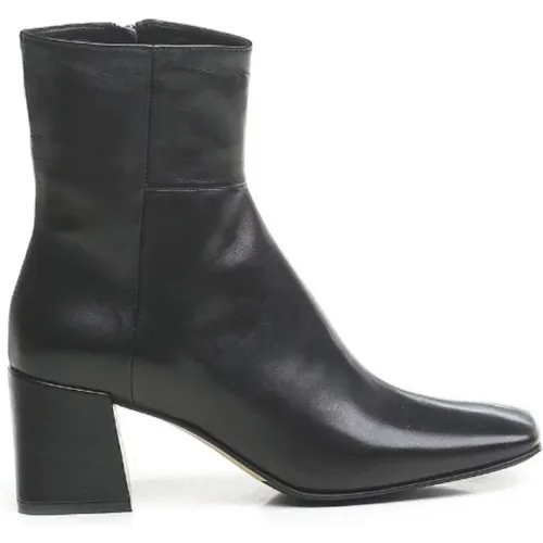 Shoes > Boots > Heeled Boots - - Pomme D'or - Modalova