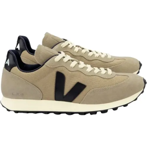 Veja - Shoes > Sneakers - Beige - Veja - Modalova