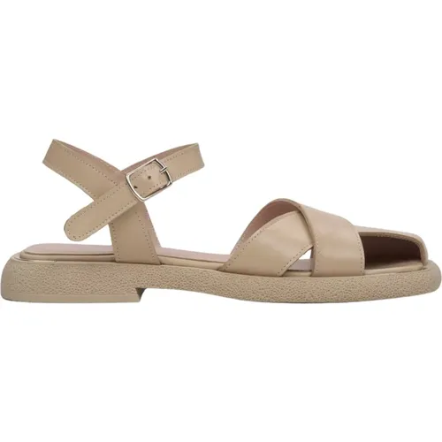 Shoes > Sandals > Flat Sandals - - Estro - Modalova