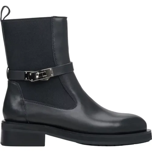 Shoes > Boots > Chelsea Boots - - Estro - Modalova