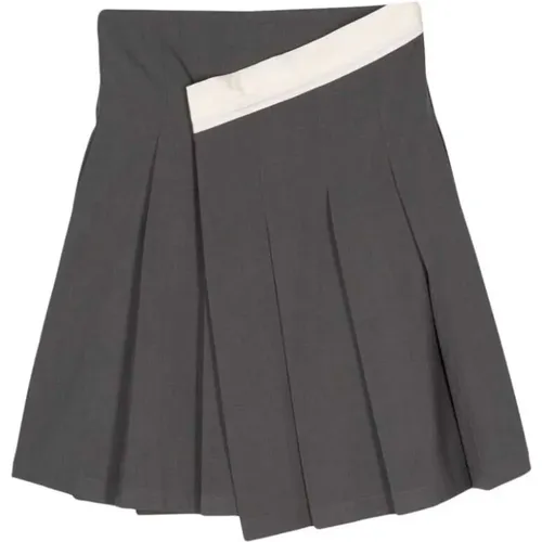 Skirts > Short Skirts - - LOW Classic - Modalova