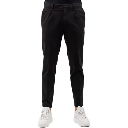 Trousers > Slim-fit Trousers - - Briglia - Modalova