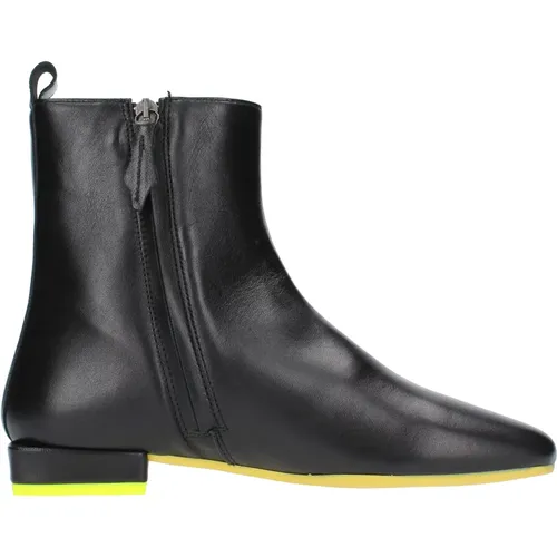 Shoes > Boots > Ankle Boots - - Ncub - Modalova