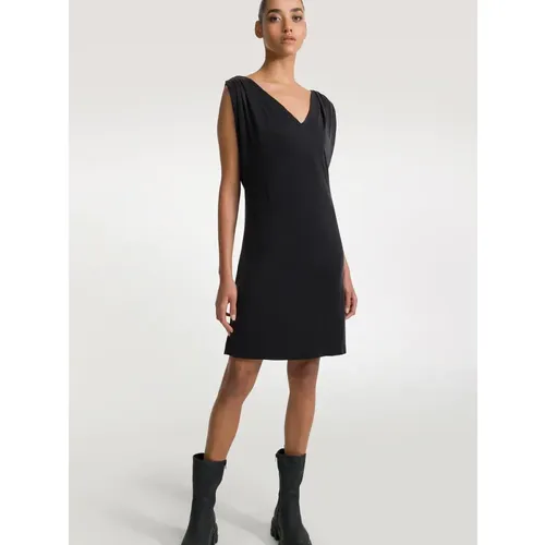 Dresses > Day Dresses > Short Dresses - - RRD - Modalova