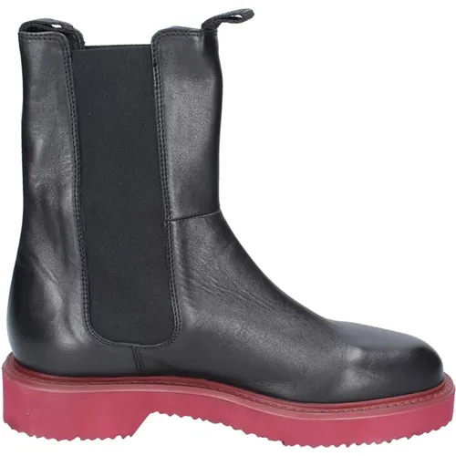 Shoes > Boots > Chelsea Boots - - Carmens - Modalova