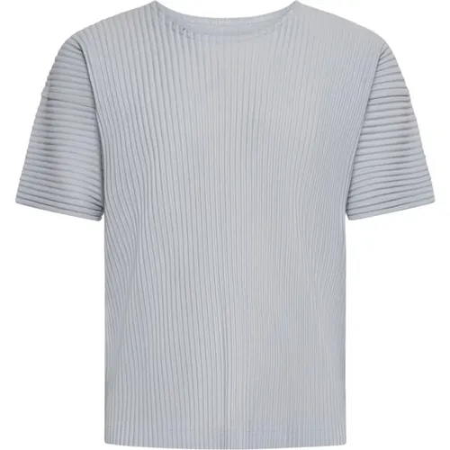 Tops > T-Shirts - - Issey Miyake - Modalova