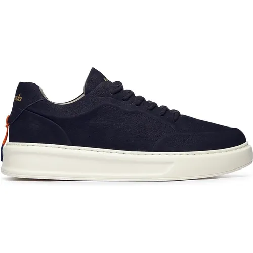 Shoes > Sneakers - - Barracuda - Modalova