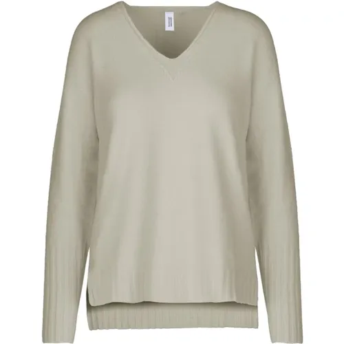 Knitwear > V-neck Knitwear - - BomBoogie - Modalova