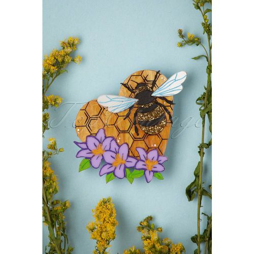 Bee In My Heart Brooch - Daisy Jean - Modalova
